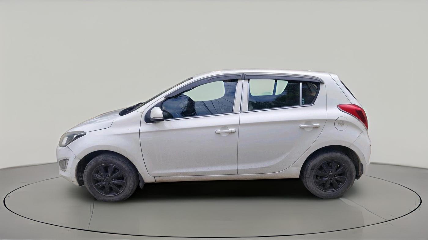 2013 Hyundai i20 SPORTZ 1.4 CRDI, Diesel, Manual, 89,221 km, exterior