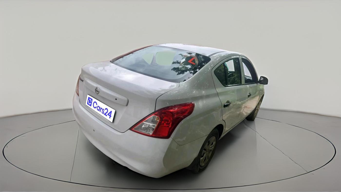 2013 Nissan Sunny XE, Petrol, Manual, 77,422 km, exterior