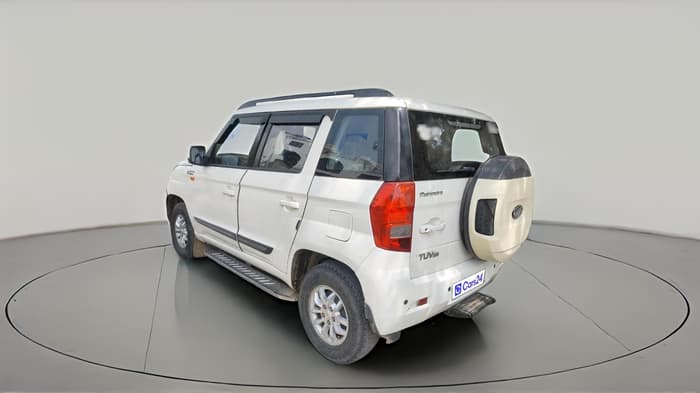 2016 Mahindra TUV300 T8, Diesel, Manual, 1,22,816 km, exterior