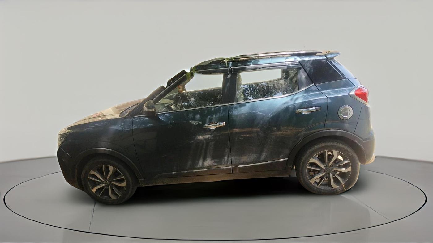 2019 Mahindra XUV300 W8 (O) 1.2 PETROL, Petrol, Manual, 75,602 km, exterior
