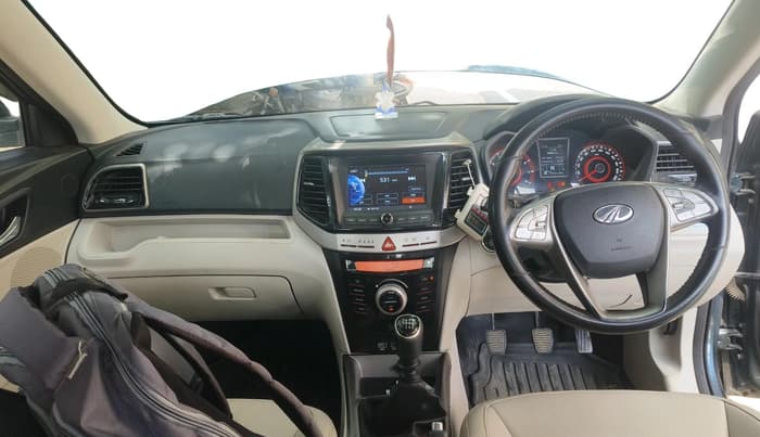 2019 Mahindra XUV300 W8 (O) 1.2 PETROL, Petrol, Manual, 75,602 km, interior