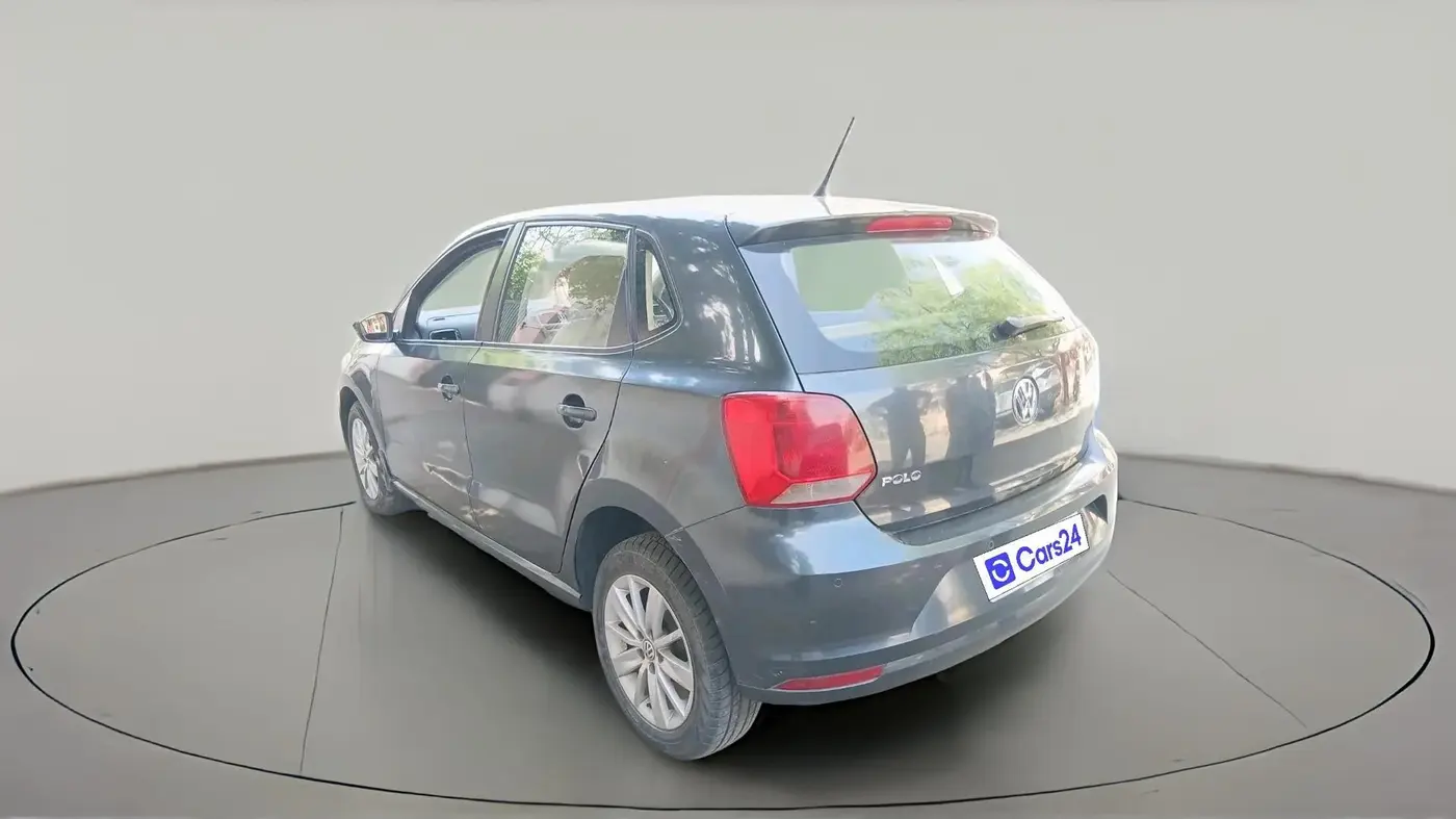 2016 Volkswagen Polo HIGHLINE1.2L, Petrol, Manual, 63,440 km, exterior