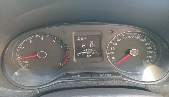 2016 Volkswagen Polo HIGHLINE1.2L, Petrol, Manual, 63,440 km, interior