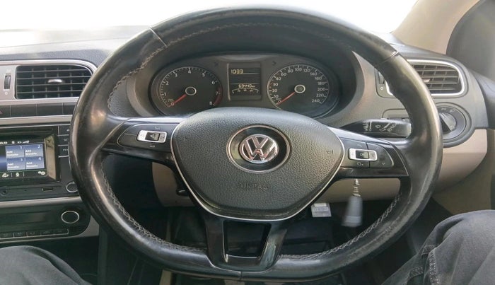 2016 Volkswagen Polo HIGHLINE1.2L, Petrol, Manual, 63,440 km, interior