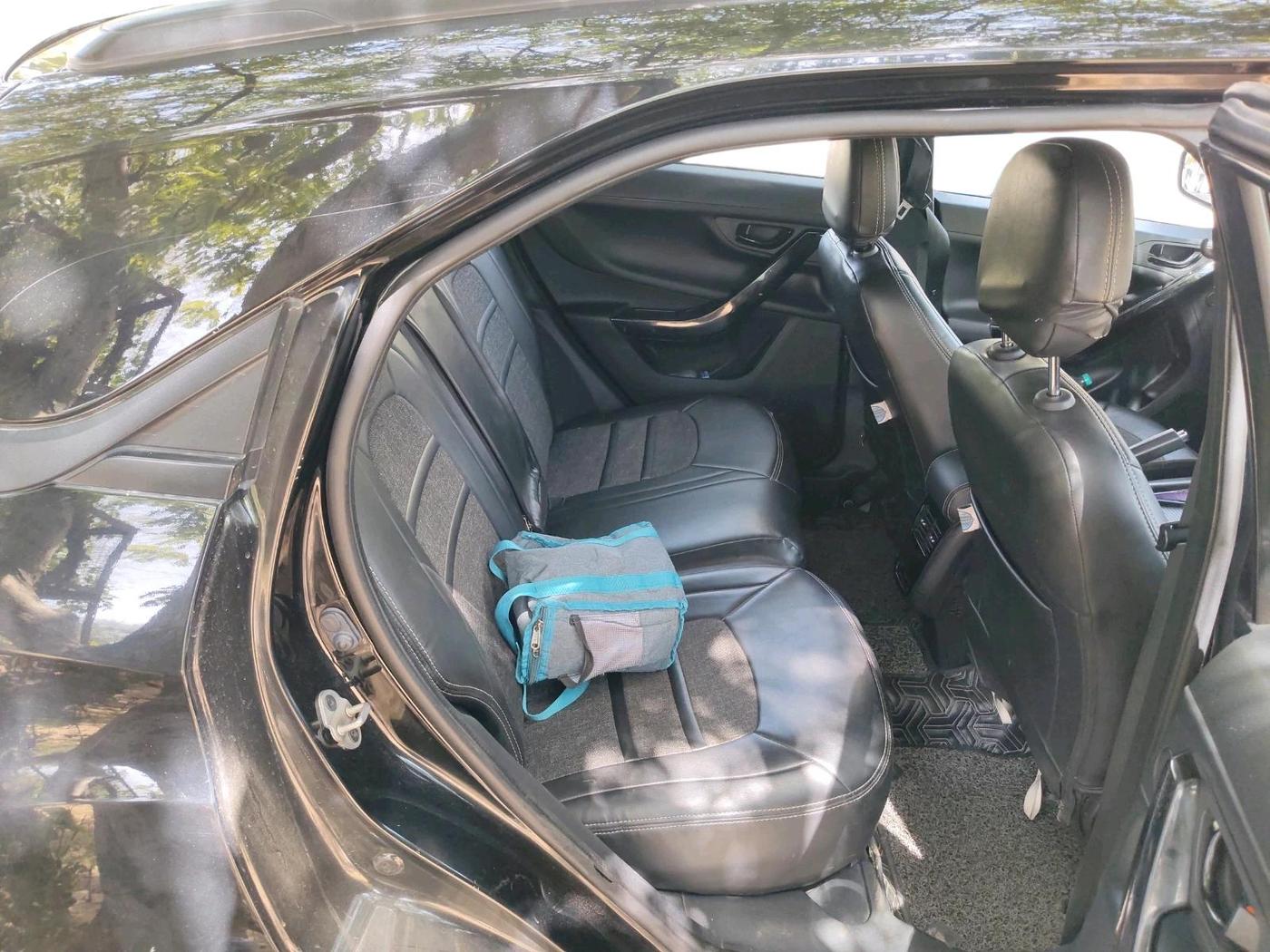 2023 Tata NEXON XZ PLUS SUNROOF DARK DIESEL, Diesel, Manual, 1,05,883 km, interior
