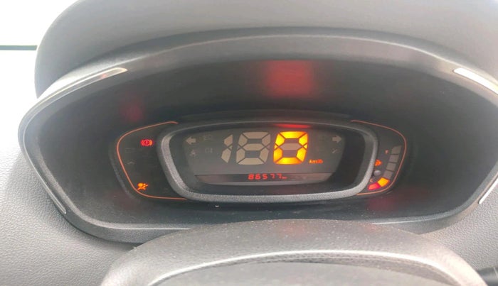 2017 Renault Kwid RXT 0.8, Petrol, Manual, 86,577 km, interior