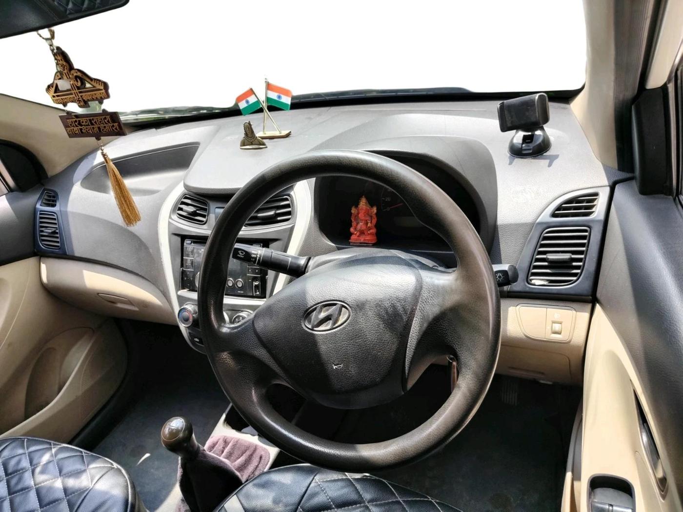 2017 Hyundai Eon ERA +, Petrol, Manual, 58,115 km, interior