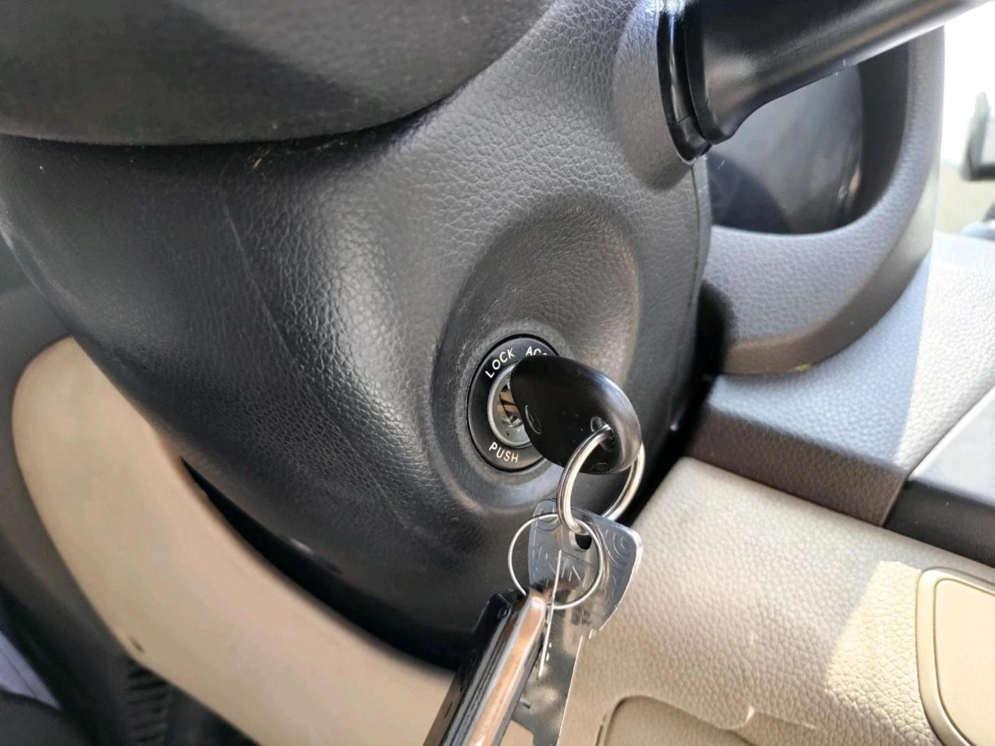 2017 Hyundai Eon ERA +, Petrol, Manual, 58,115 km, interior