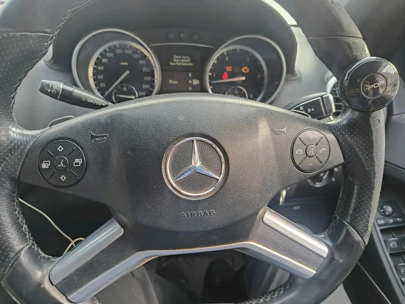 2011 Mercedes Benz Ml Class 350 CDI, Diesel, Automatic, 1,52,732 km, interior