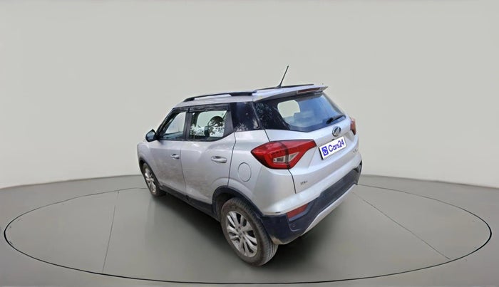 2019 Mahindra XUV300 W8 1.5 DIESEL, Diesel, Manual, 1,10,958 km, exterior