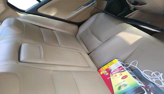 2014 Honda City 1.5L I-DTEC VX, Diesel, Manual, 1,29,530 km, interior