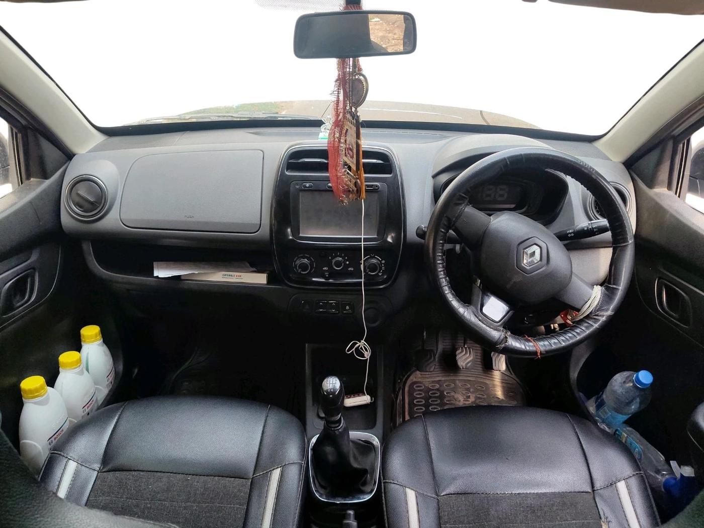 2017 Renault Kwid RXT 1.0, Petrol, Manual, 75,989 km, interior
