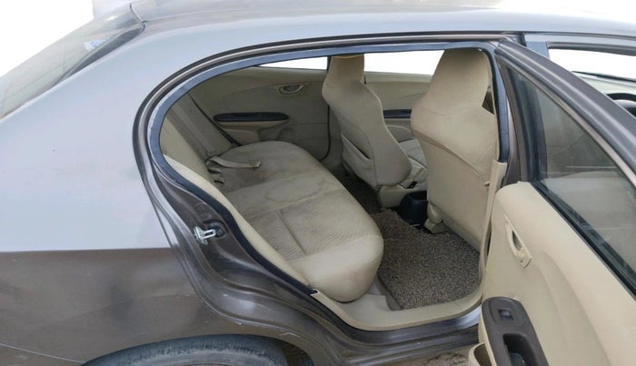 2013 Honda Amaze 1.2L I-VTEC S, Petrol, Manual, 1,43,623 km, interior