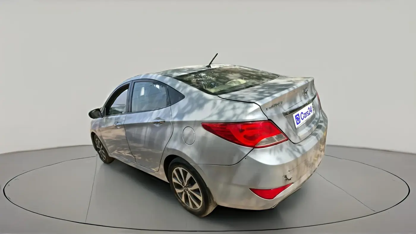 2015 Hyundai Verna FLUIDIC 1.6 CRDI S(O) 4S, Diesel, Manual, 2,43,270 km, exterior