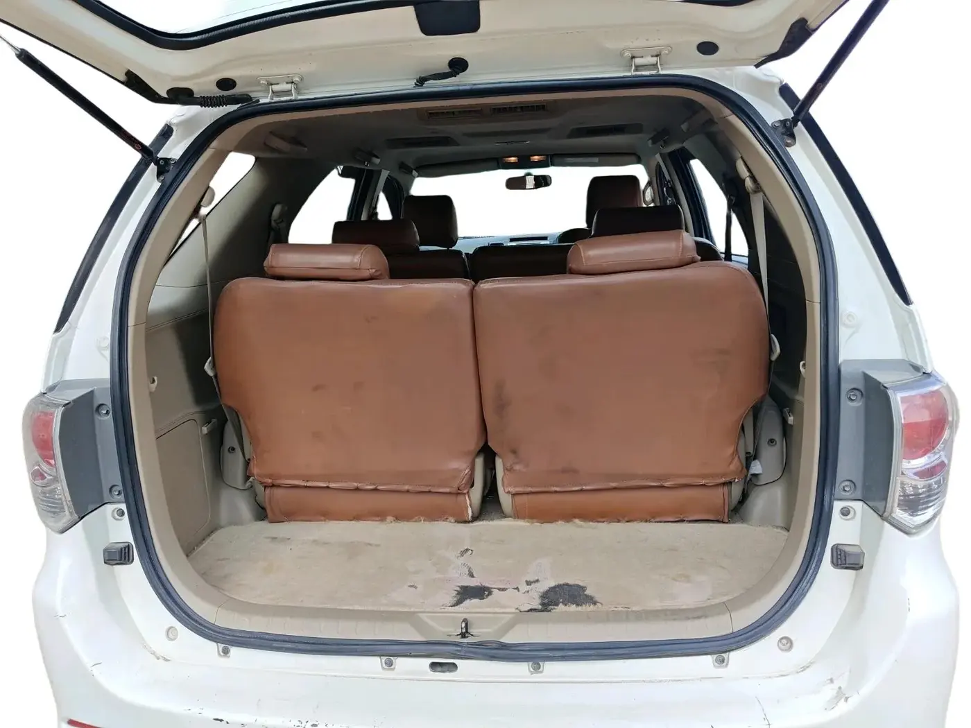 2013 Toyota Fortuner 3.0 4X2 AT, Diesel, Automatic, 1,21,569 km, exterior