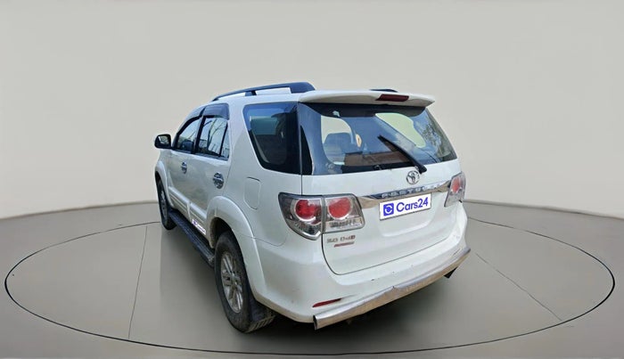 2013 Toyota Fortuner 3.0 4X2 AT, Diesel, Automatic, 1,21,569 km, exterior