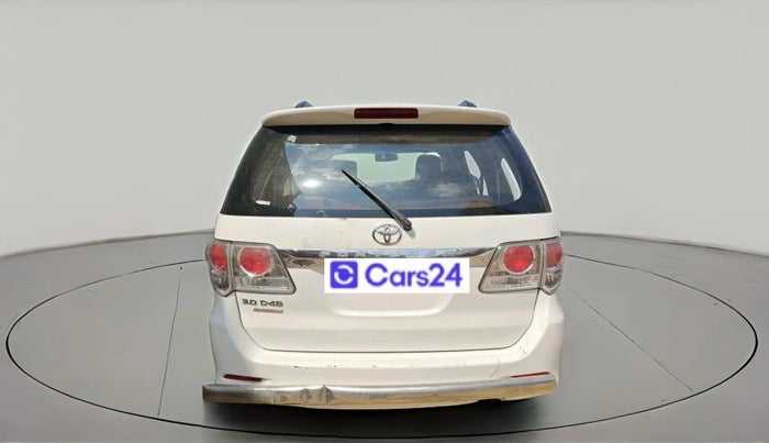 2013 Toyota Fortuner 3.0 4X2 AT, Diesel, Automatic, 1,21,569 km, exterior