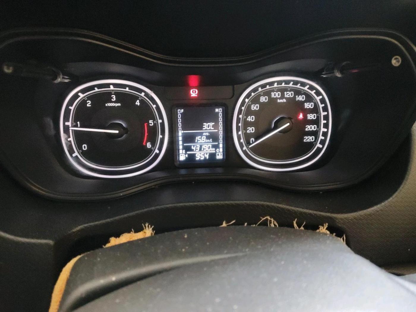 2018 Maruti Vitara Brezza ZDI, Diesel, Manual, 43,190 km, interior
