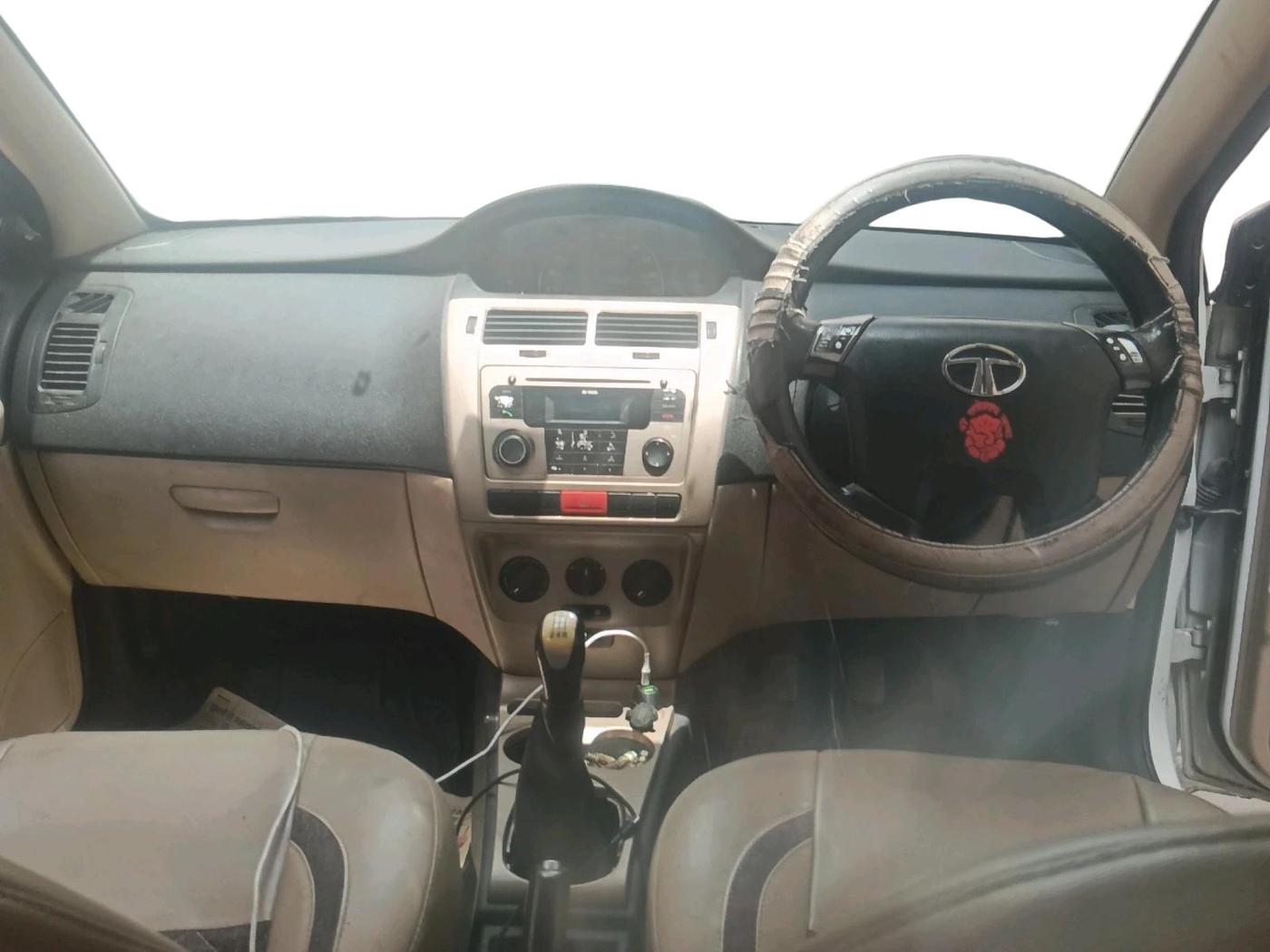 2013 Tata Indica Vista LX TDI, Diesel, Manual, 82,749 km, interior