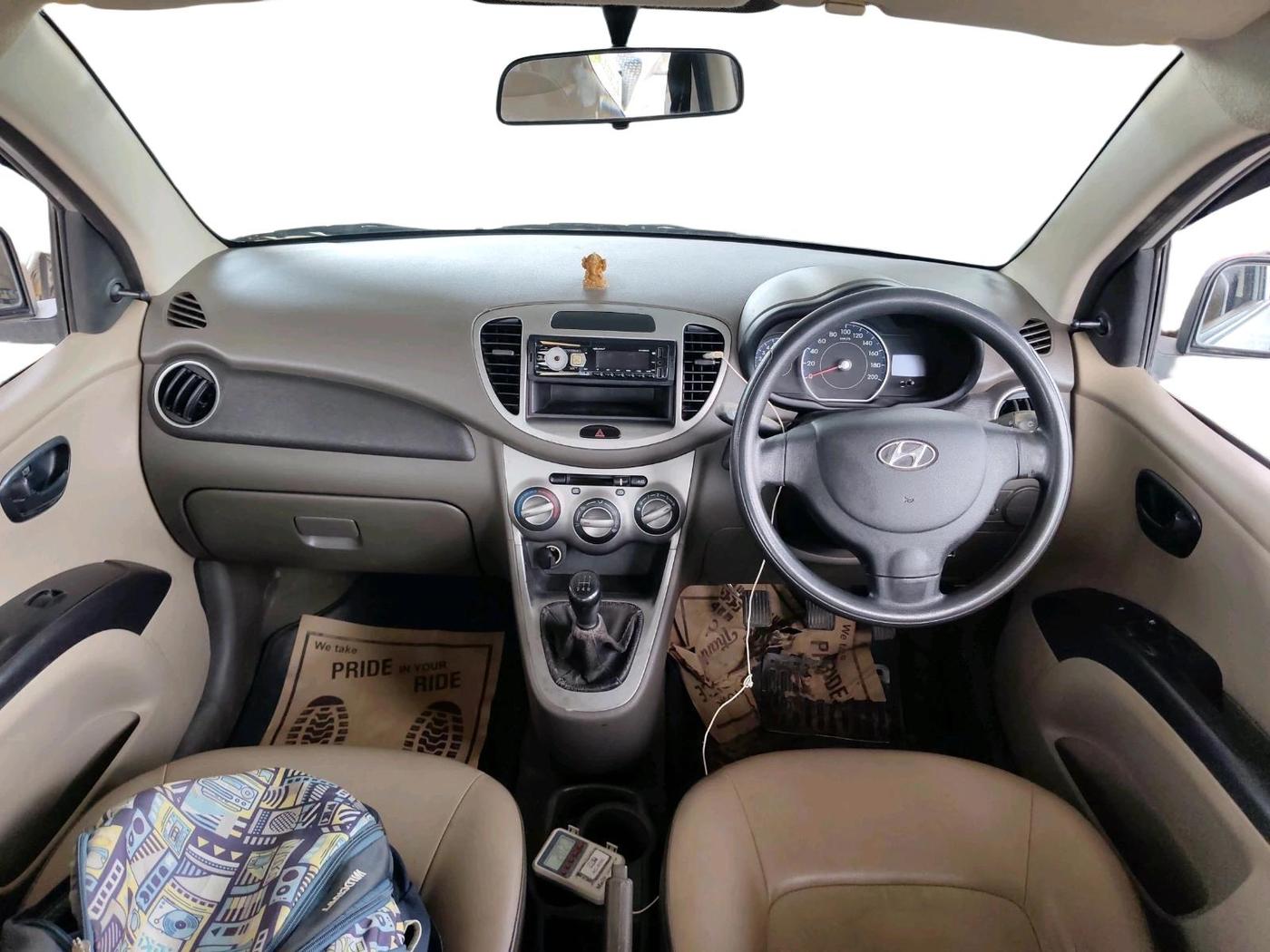 2014 Hyundai i10 MAGNA 1.1, Petrol, Manual, 74,725 km, interior