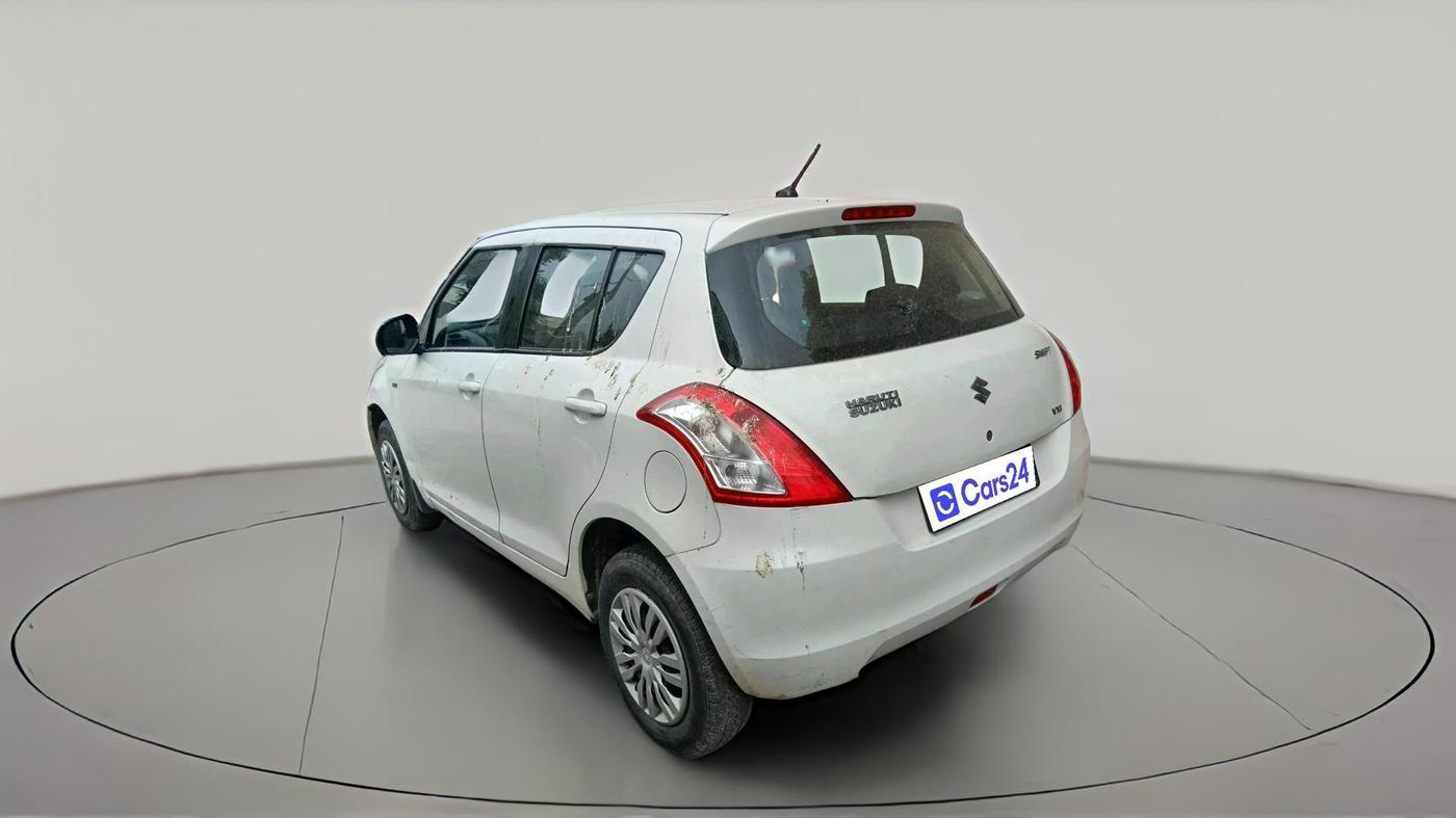2015 Maruti Swift VXI, Petrol, Manual, 1,07,941 km, exterior