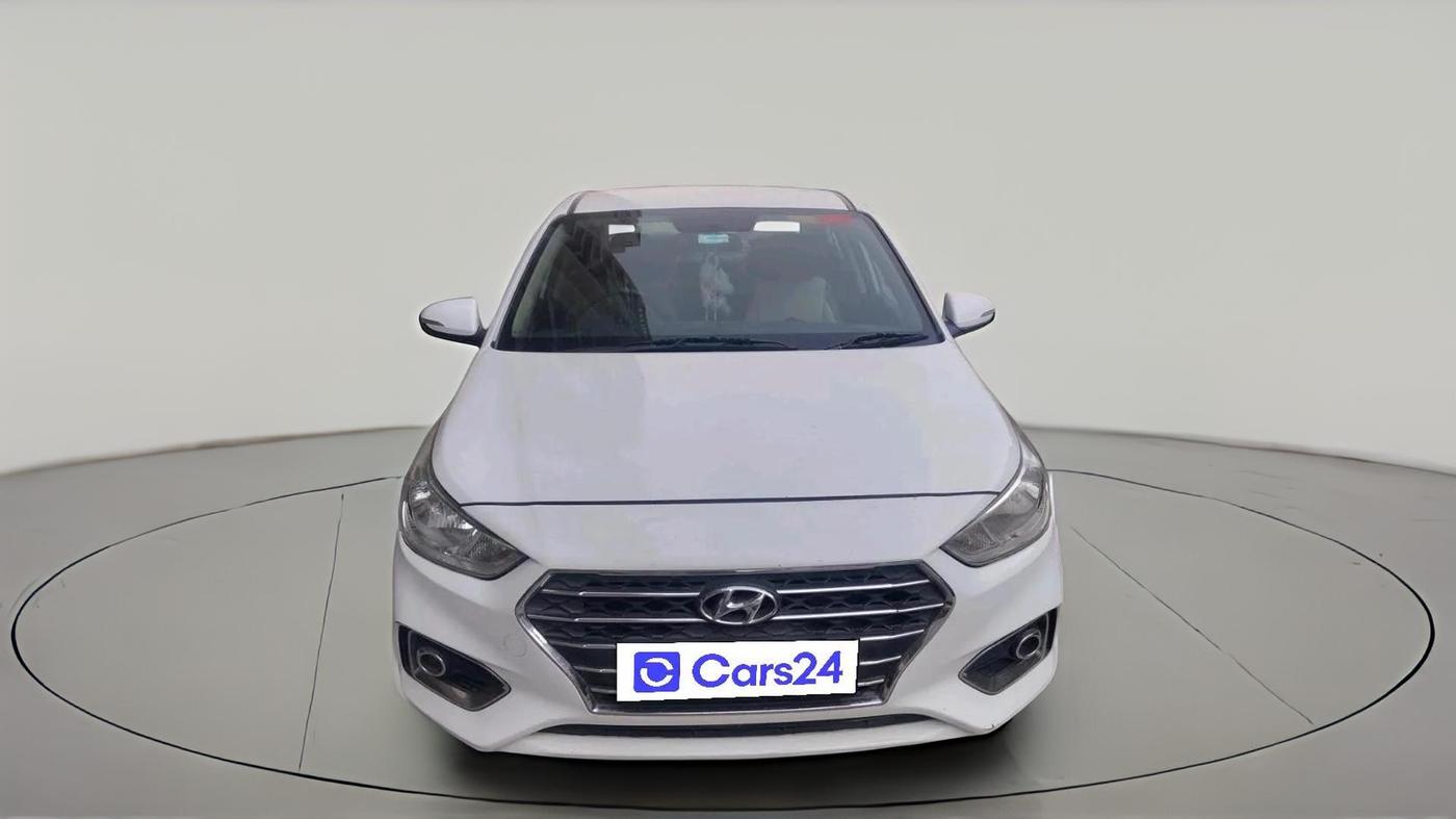 2018 Hyundai Verna 1.6 EX CRDI, Diesel, Manual, 1,40,992 km, exterior