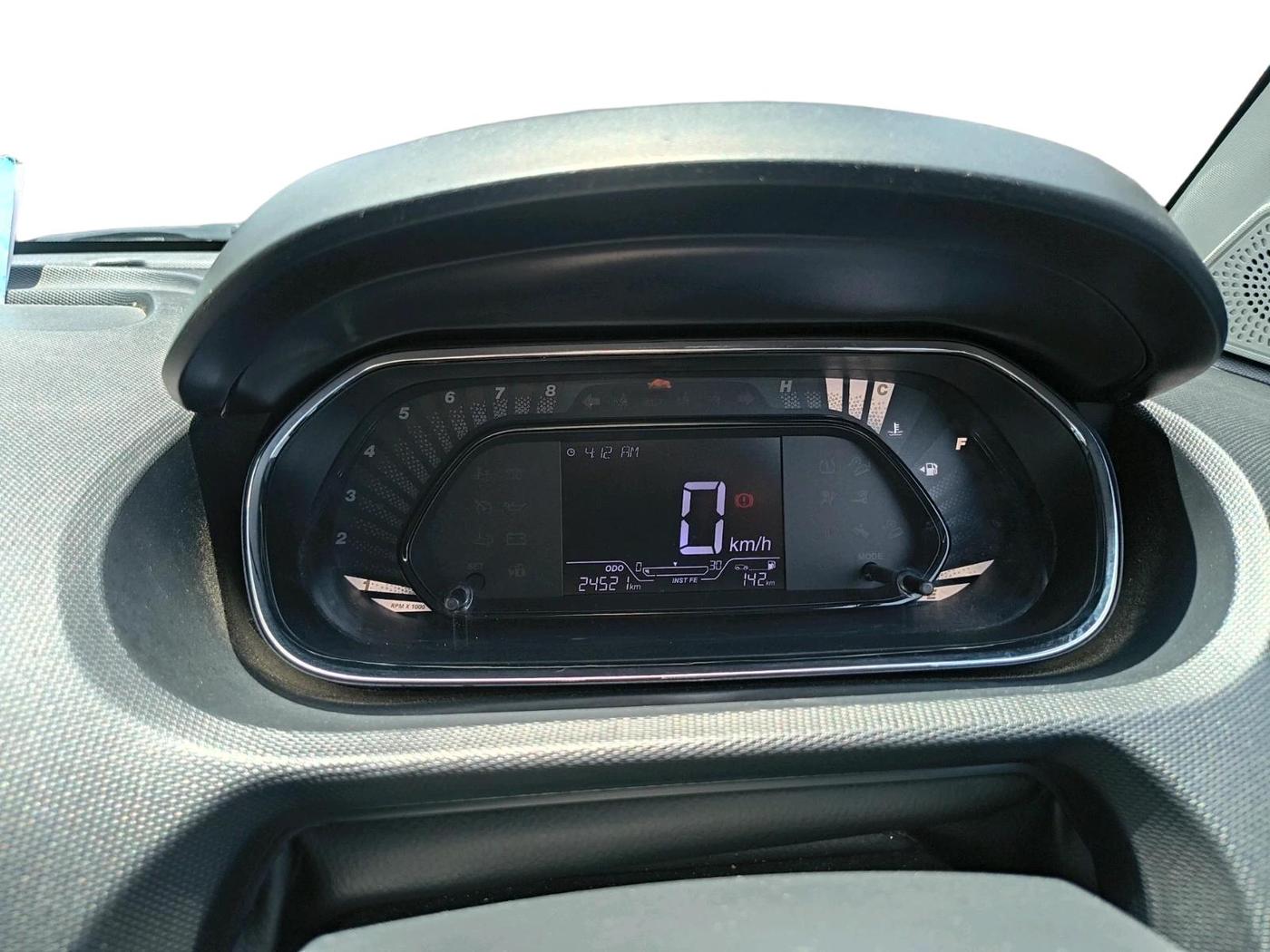 2024 Tata Tiago XT RHYTHM PETROL, Petrol, Manual, 24,521 km, interior