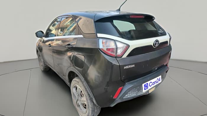 2018 Tata NEXON XM PETROL, Petrol, Manual, 69,524 km, exterior