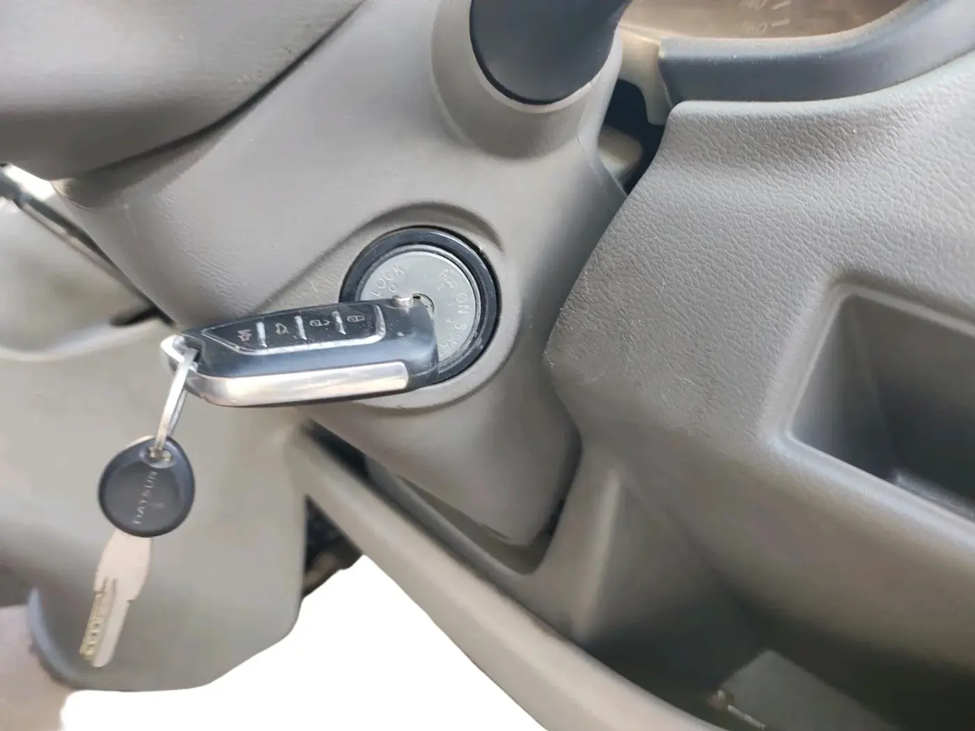 2014 Datsun Go T, CNG, Manual, 86,969 km, interior