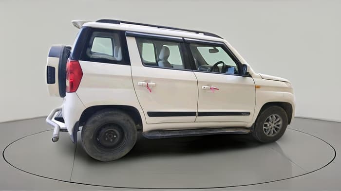 2016 Mahindra TUV300 T8, Diesel, Manual, 78,563 km, exterior