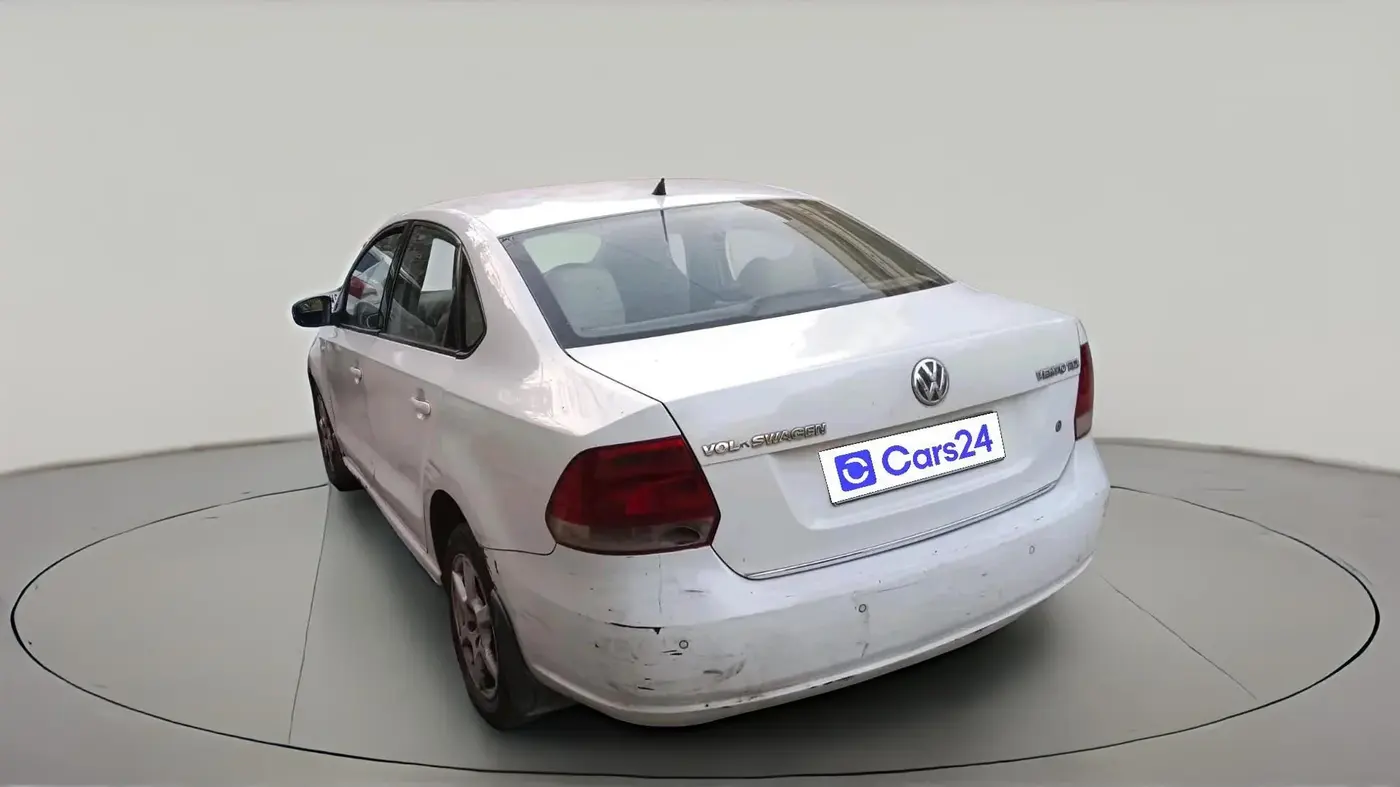 2013 Volkswagen Vento HIGHLINE DIESEL 1.6, Diesel, Manual, 1,33,244 km, exterior