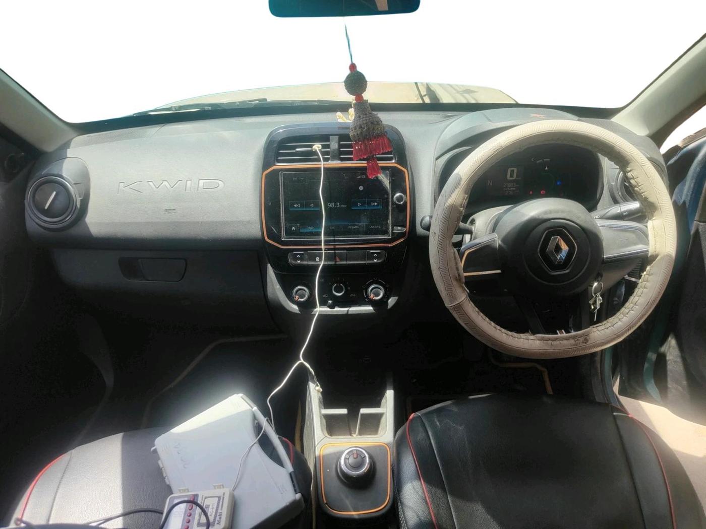 2021 Renault Kwid CLIMBER 1.0 AMT (O), Petrol, Automatic, 27,803 km, interior