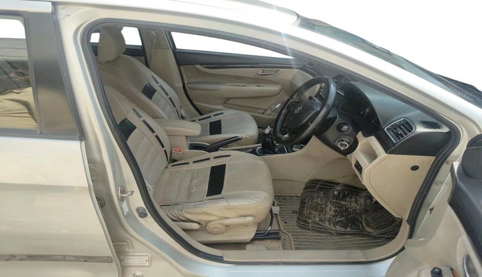 2016 Maruti Ciaz VDI+ SHVS, Diesel, Manual, 1,12,479 km, interior
