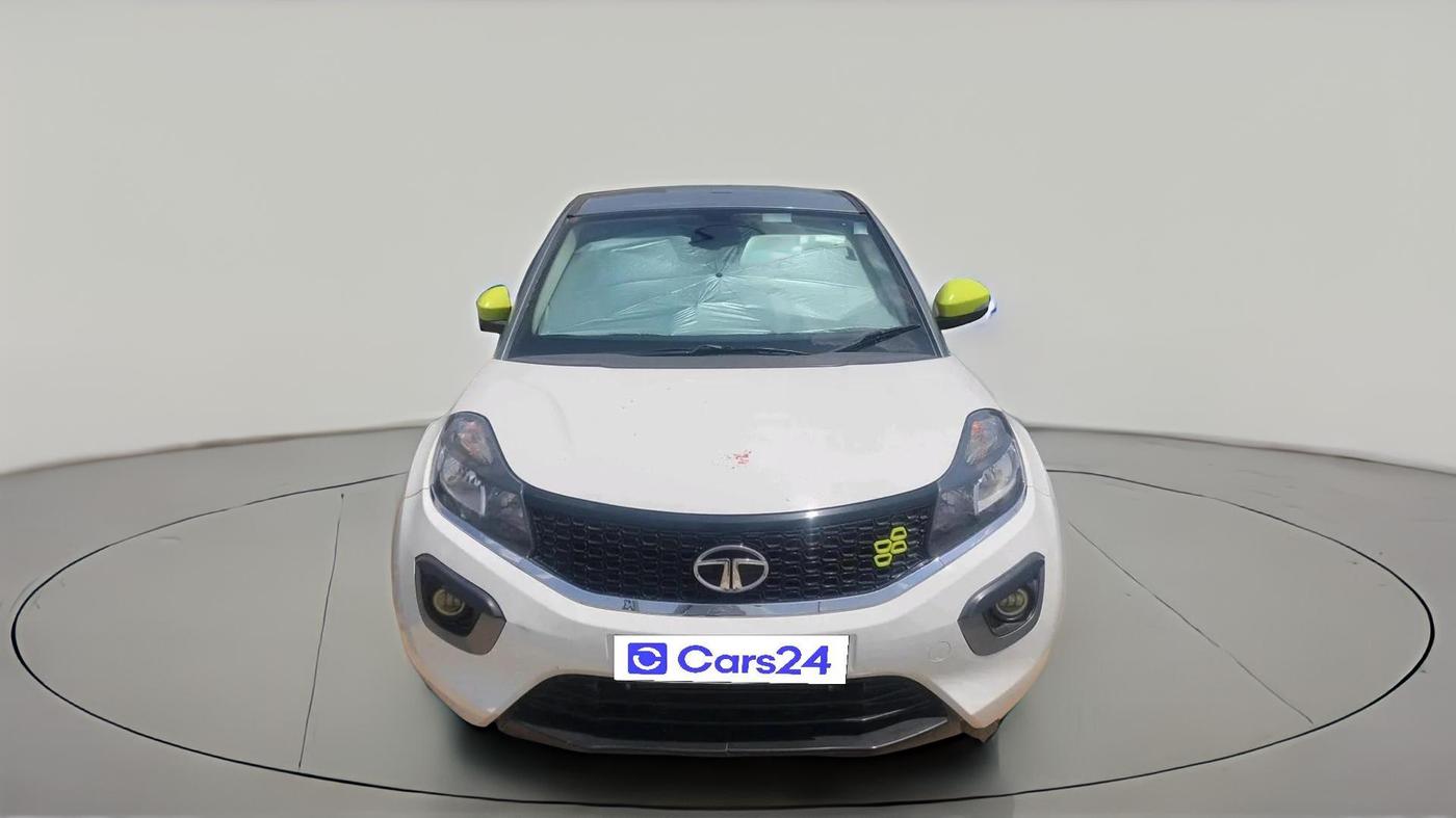 2018 Tata NEXON KRAZ MT PETROL, Petrol, Manual, 82,868 km, exterior