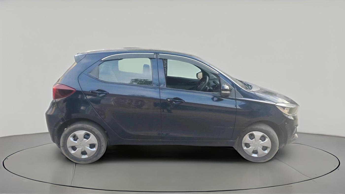 2022 Tata Tiago XT CNG, CNG, Manual, 57,758 km, exterior