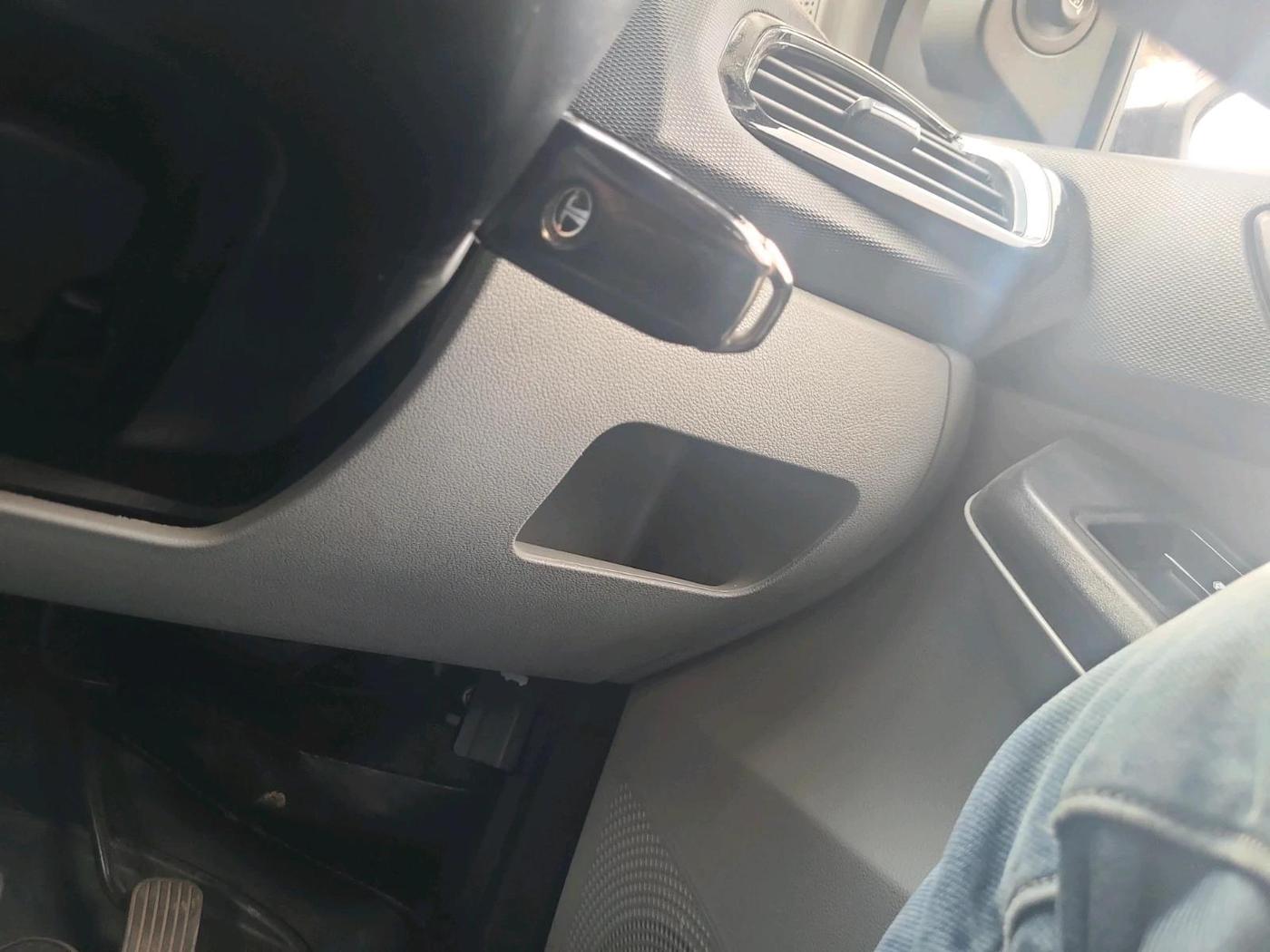 2022 Tata Tiago XT CNG, CNG, Manual, 57,758 km, interior