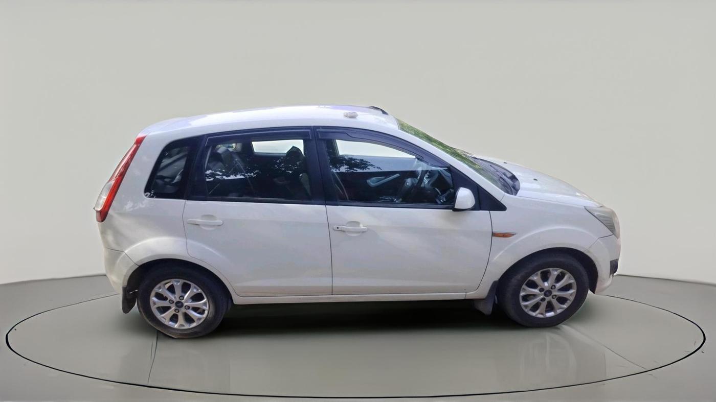2012 Ford Figo TITANIUM 1.4 DIESEL, Diesel, Manual, 1,10,369 km, exterior