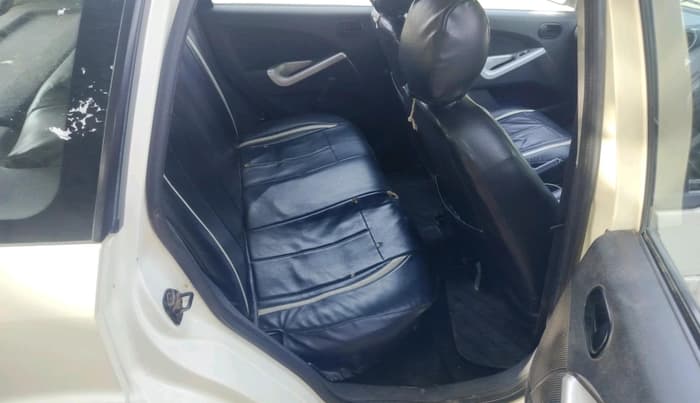 2012 Ford Figo TITANIUM 1.4 DIESEL, Diesel, Manual, 1,10,369 km, interior