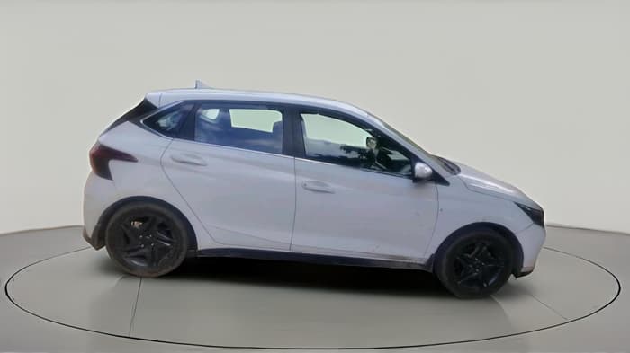 2020 Hyundai NEW I20 SPORTZ 1.2 MT, CNG, Manual, 1,54,587 km, exterior