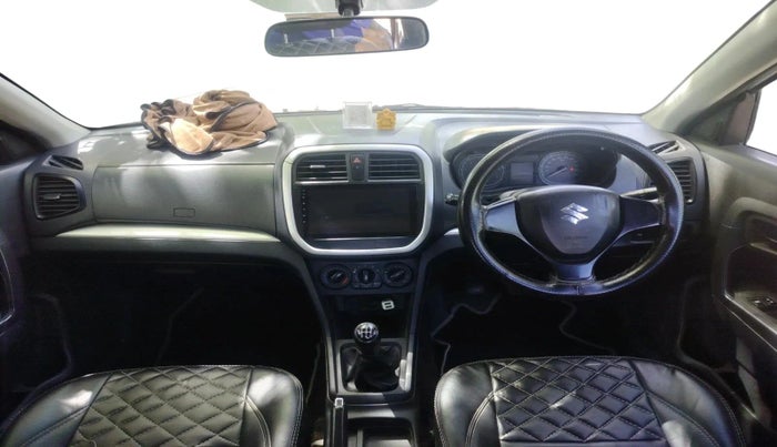 2017 Maruti Vitara Brezza VDI (O), Diesel, Manual, 1,05,663 km, interior