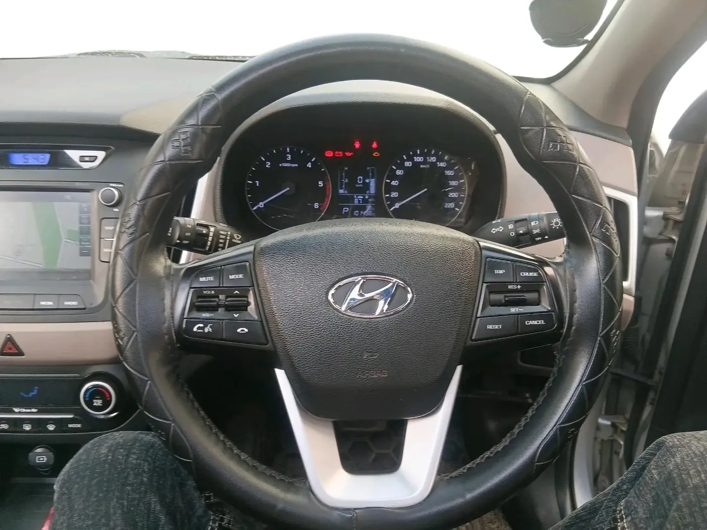 2018 Hyundai Creta SX AT 1.6 DIESEL, Diesel, Automatic, 1,01,498 km, interior