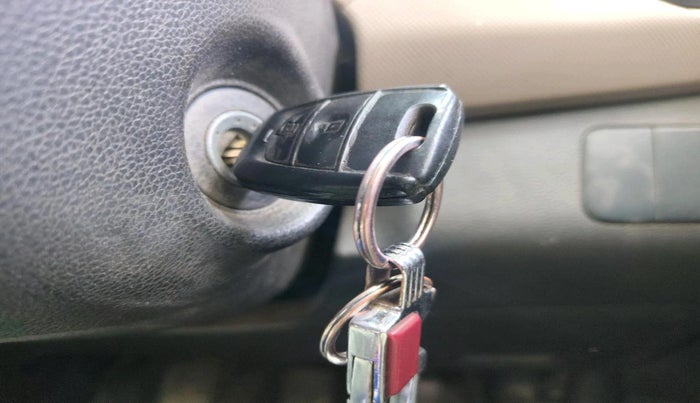 2015 Hyundai Grand i10 SPORTZ 1.2 KAPPA VTVT, Petrol, Manual, 1,23,205 km, interior