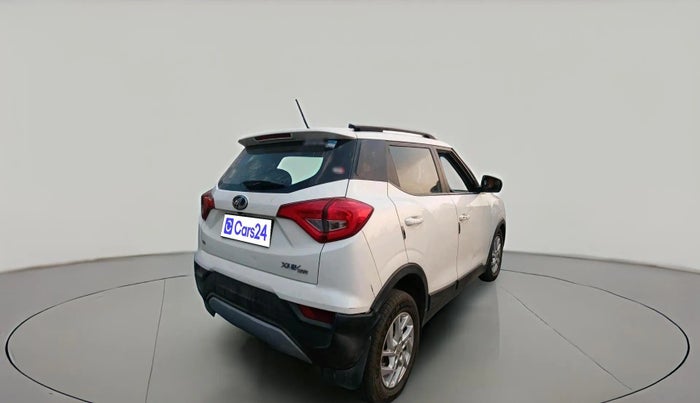 2022 Mahindra XUV300 W8 1.2 PETROL, Petrol, Manual, 1,11,622 km, exterior