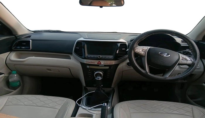 2022 Mahindra XUV300 W8 1.2 PETROL, Petrol, Manual, 1,11,622 km, interior