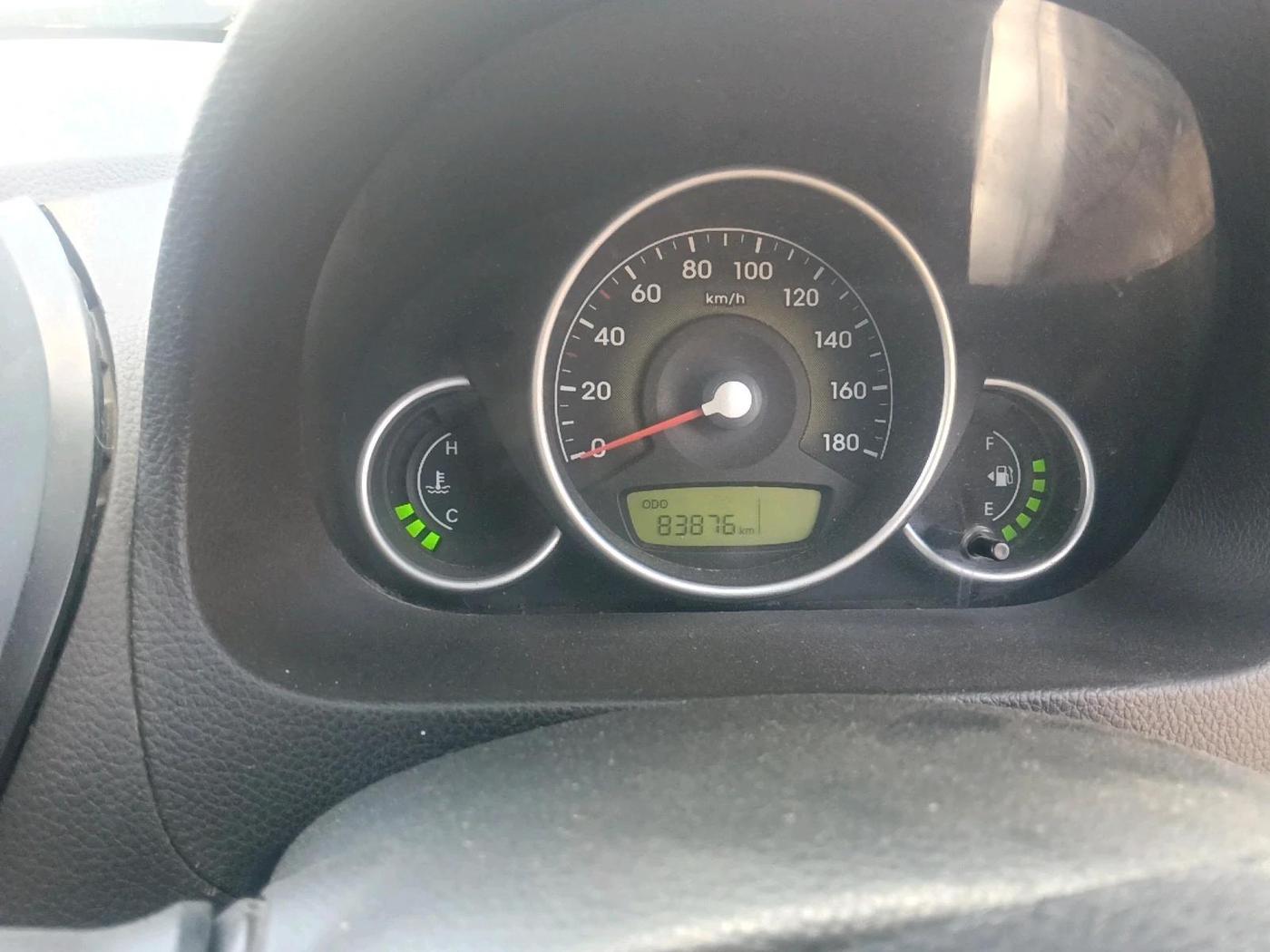 2013 Hyundai Eon MAGNA +, Petrol, Manual, 83,876 km, interior