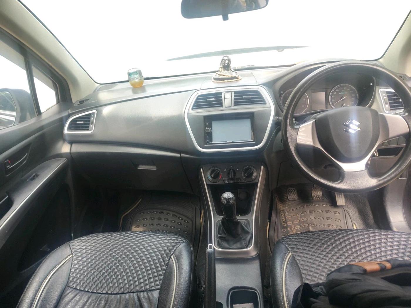 2018 Maruti S Cross SIGMA 1.3, Diesel, Manual, 85,999 km, interior
