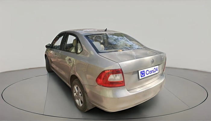 2016 Skoda Rapid AMBITION 1.6 MPI MT, Petrol, Manual, 81,792 km, exterior