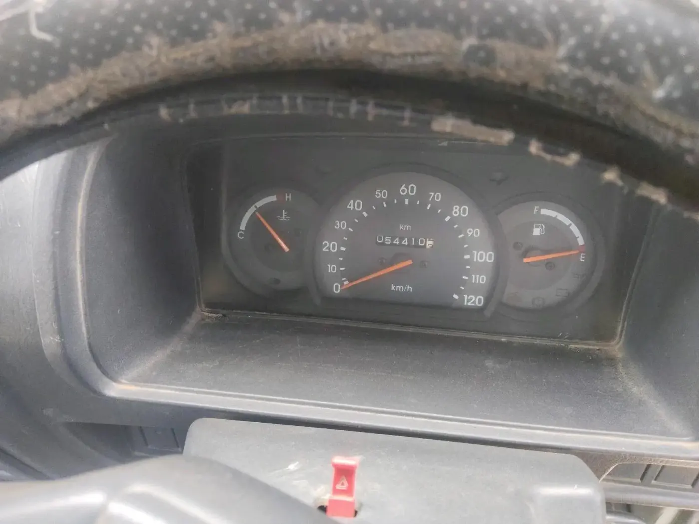 2017 Maruti Omni 5 STR, Petrol, Manual, 54,410 km, interior
