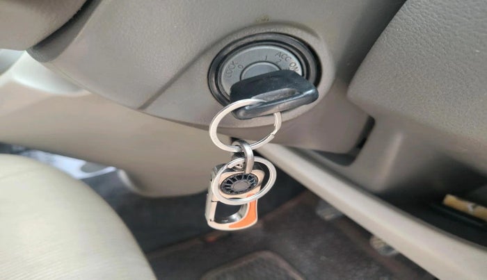 2014 Datsun Go T, Petrol, Manual, 1,06,678 km, interior