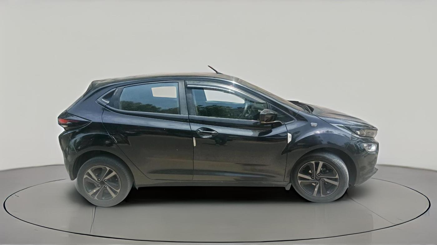 2022 Tata ALTROZ XZ PLUS PETROL DARK EDITION, Petrol, Manual, 49,369 km, exterior